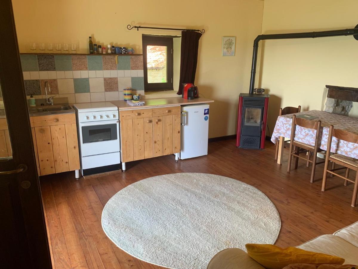 Agriturismo La Collina degli Scoiattoli Cravanzana Esterno foto